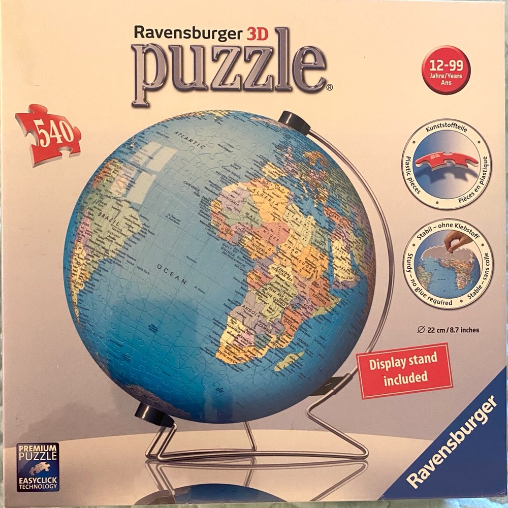 NWOT Ravensburger 3D Globe Puzzle